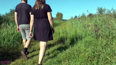 An excellent handjob and lots of cumming on her tits on a bench in the middle of a public park ( CFNM )( AMATEUR )